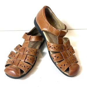 Earth Spirit Women's Size 11 Tan Fisherman Sandal Closed Toe Gelron 2000 Comfort